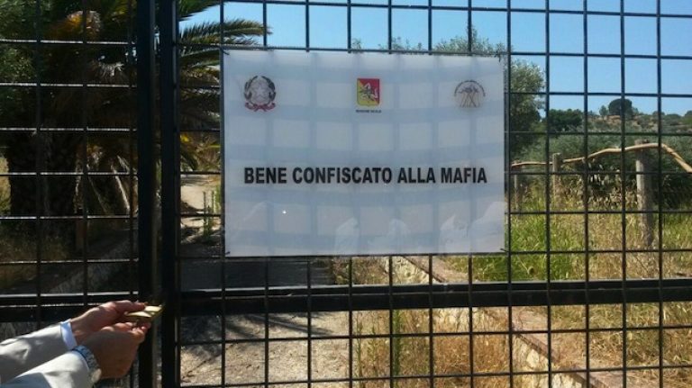 “Corruzione e mafia, le due piaghe che permeano lo Stato”