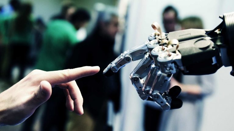 Robot tax, tassare i “super” profitti delle “super” intelligenze