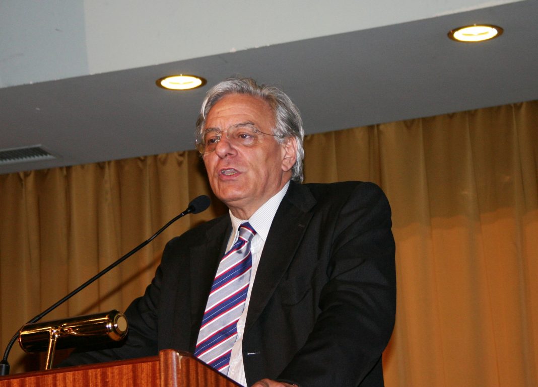 Cesare_Salvi_al_Congresso_Arcigay_-_Foto_Giovanni_Dall'Orto_12-5-2007_-_01