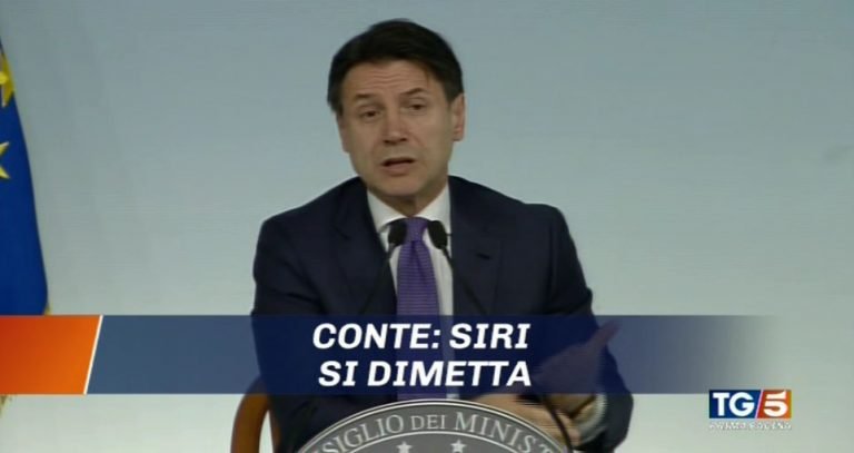 Caso Siri, Conte “nuovo player” della maggioranza. Viterbo, Manduria, Napoli: esplosione di violenza