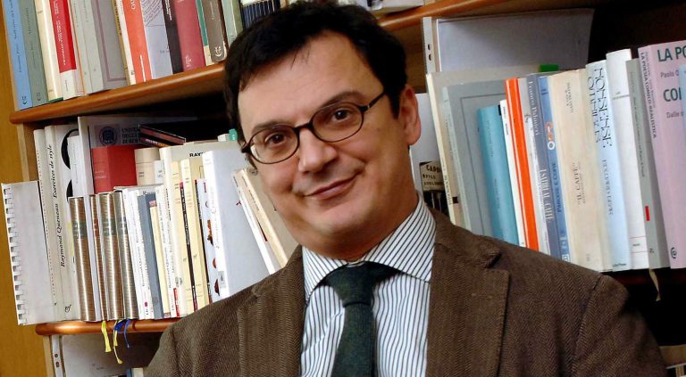 Il demonio della banalità ci rende noiosi. Il libro di Bartezzaghi