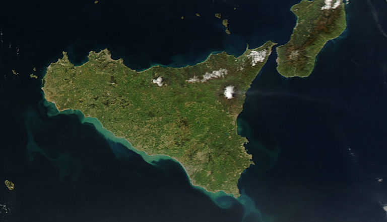 La Sicilia è dissipatrice? Fake news. Lo Stato sottrae alla Sicilia 7 mld l’anno in Iva e Irpef