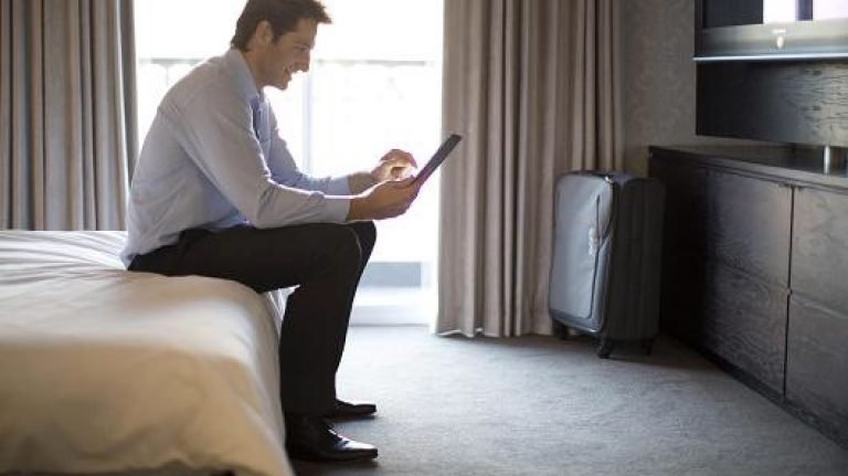 Come ti spio il wi-fi degli hotel di lusso