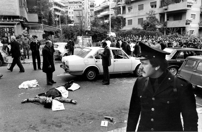 Terrorismo, l’enciclopedia kolossal che racconta la storia buia dell’Italia
