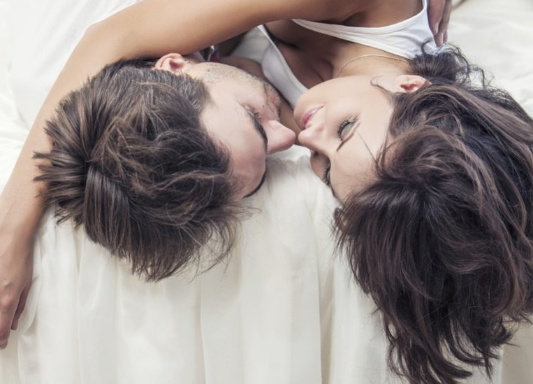 Sesso come “esercizio ginnico”: il vero tabù è il sentimento