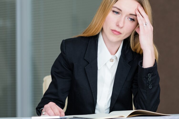 Oltre l’orario. Il quiet quitting e la crisi del modello aziendale classico