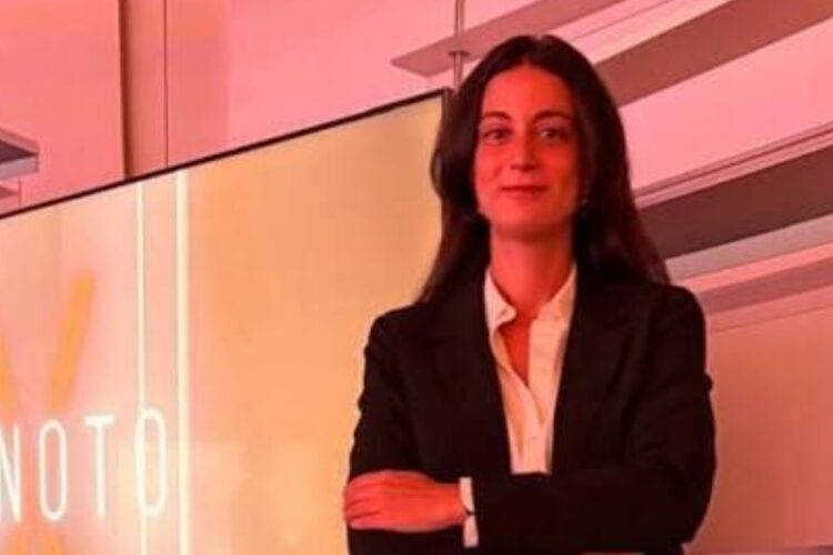 Sguardi che non si chiudono. “Occhi negati. Pensieri senza nome” di Silvia Morrone